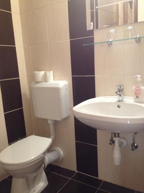 Hotel Family Балатонфёльдвар Номер фото
