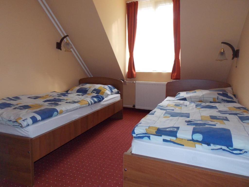 Hotel Family Балатонфёльдвар Номер фото