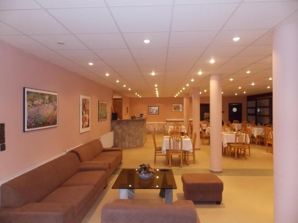 Hotel Family Балатонфёльдвар Экстерьер фото
